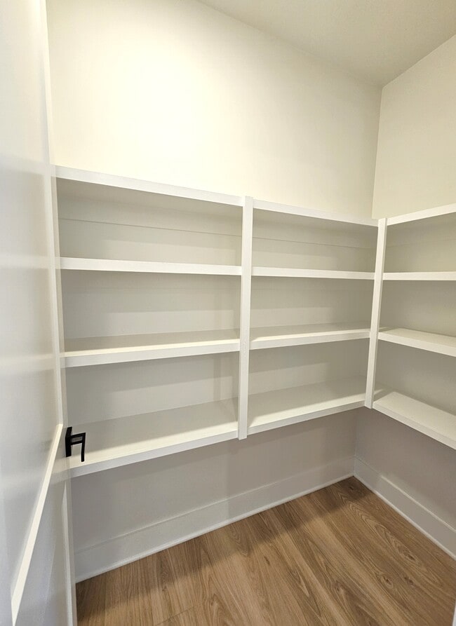 Building Photo - 3400 Pennington Rd