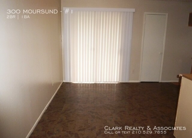 Building Photo - 300 Moursund Blvd. #1, San Antonio, TX. 78221