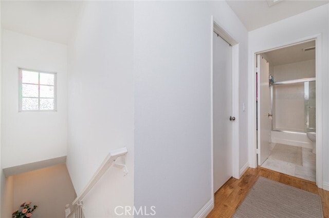 Building Photo - 7 Fairside