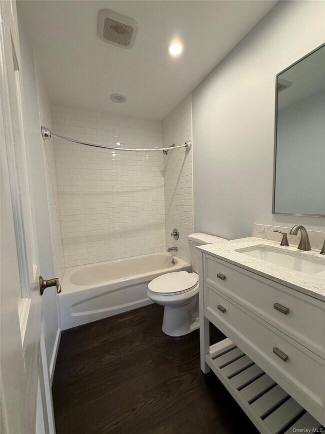 Building Photo - 253 Feller Dr