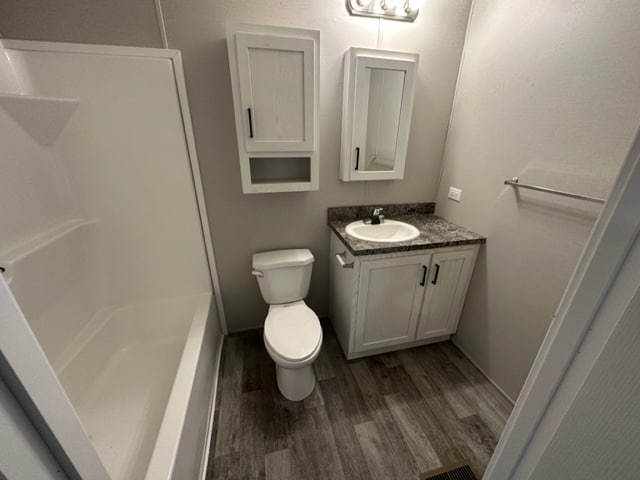 Building Photo - 123 Desander Dr