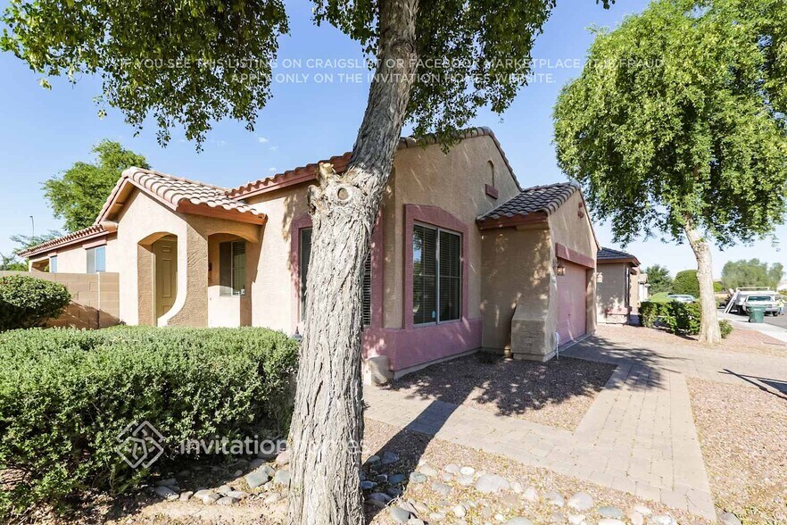 Building Photo - 10205 W Cordes Rd