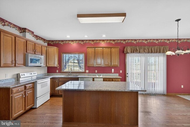 Building Photo - 5289 PA-309