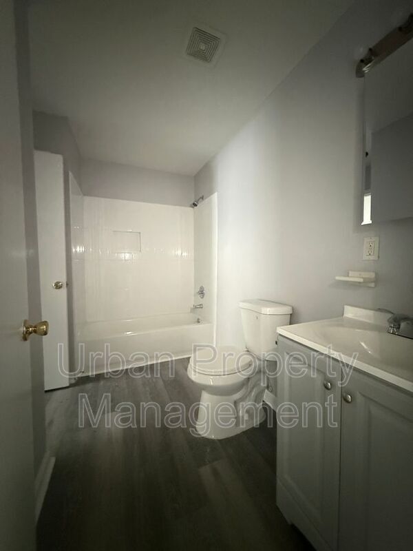 Building Photo - 3608 Hicky St