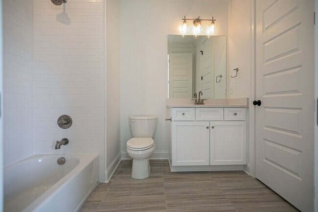 Building Photo - 3013 Long Br Cir