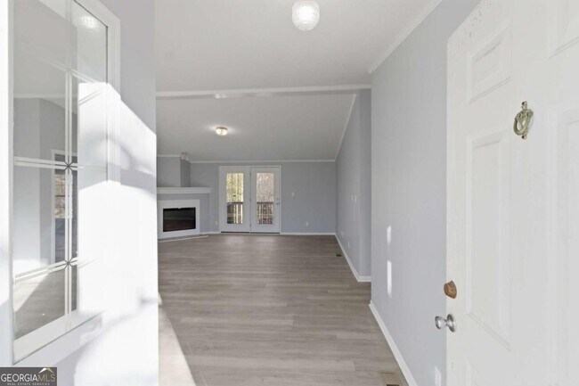 Building Photo - 5320 Long Branch Rd