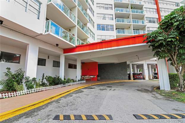 Building Photo - 1351 NE Miami Gardens Dr