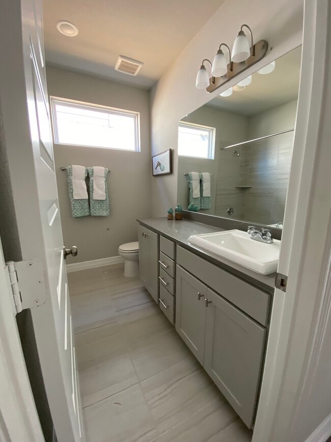 Building Photo - 24226 Maple Summit Ln