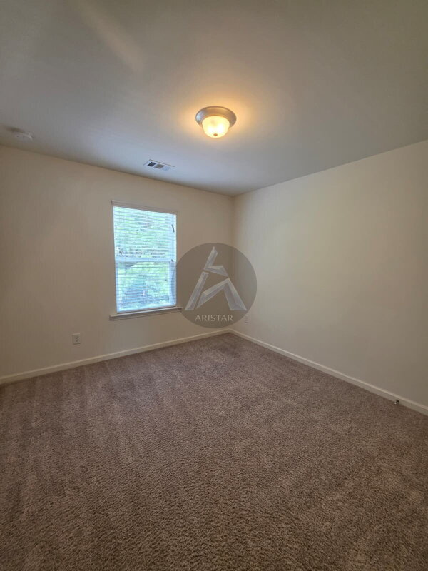 Building Photo - 5270 Mill Way