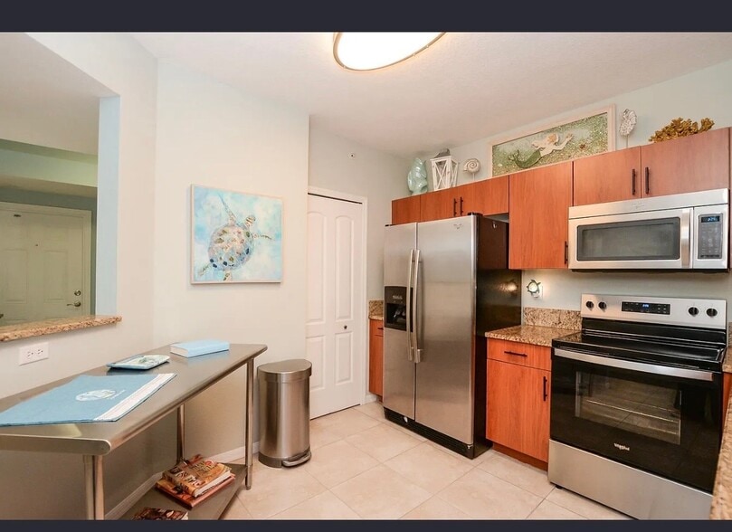 Building Photo - 4190 Gator Greens Way