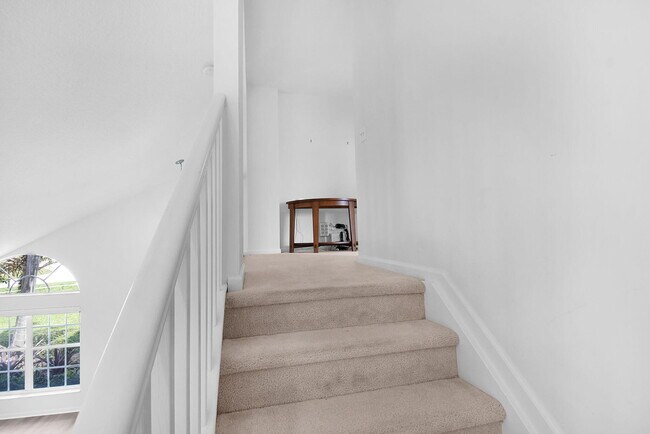 Building Photo - 3058 SE Brierwood Pl