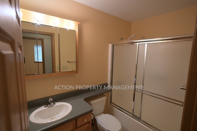 Building Photo - 3 bed 2 bath home in Sequim