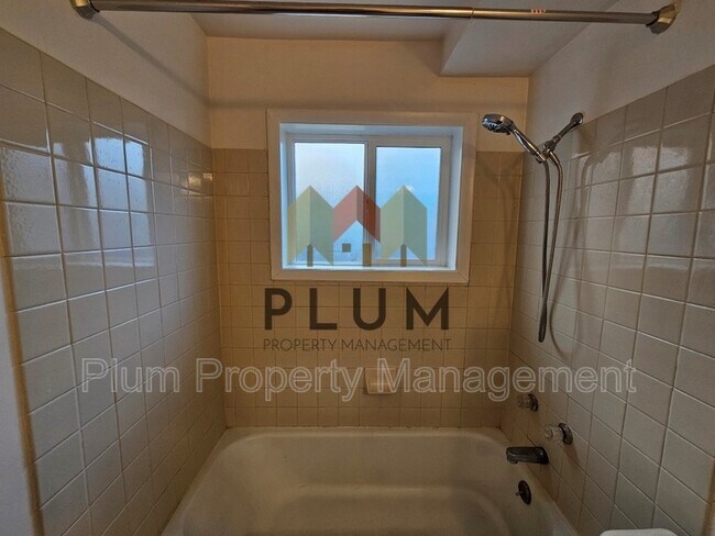 Building Photo - 200 Eddy Ave