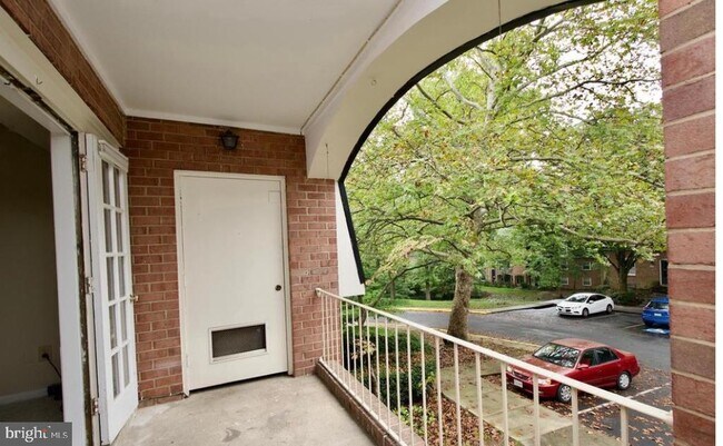 Building Photo - 5911 Prince James Dr