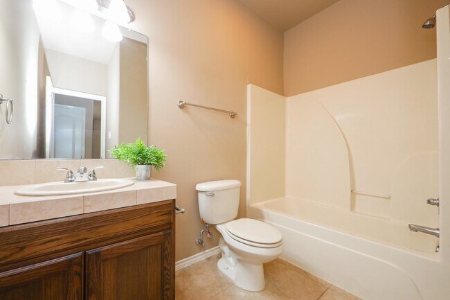 Building Photo - 117 Veracruz Dr