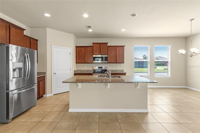 Building Photo - 16043 Pebble Blf Lp