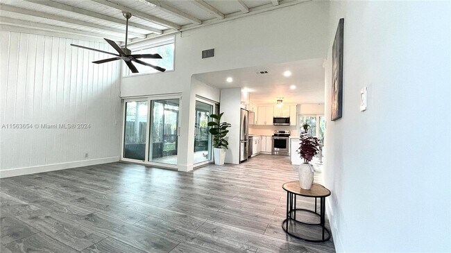 Building Photo - 6801 NW 26th Way