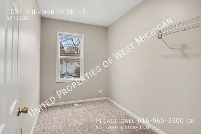 Building Photo - 1051 Sherman St SE