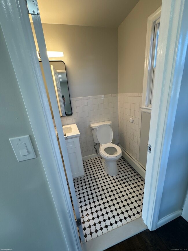 Building Photo - 19 Mill St