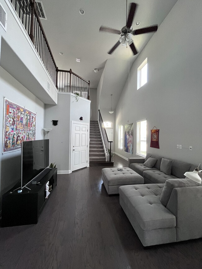 Building Photo - 1005 Boatswain Wy