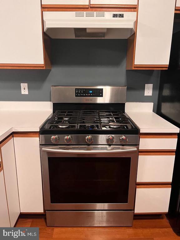 Building Photo - 9213 Azure Ct