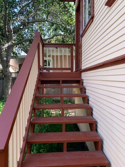 Building Photo - 2731 Grant St