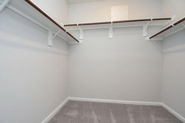 Building Photo - 16493 Moss Ln