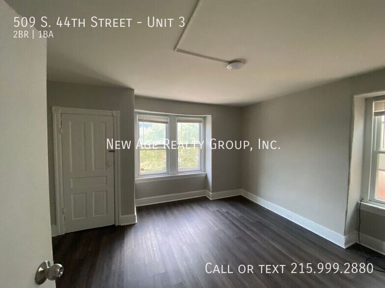 Building Photo - 509 S 44th St