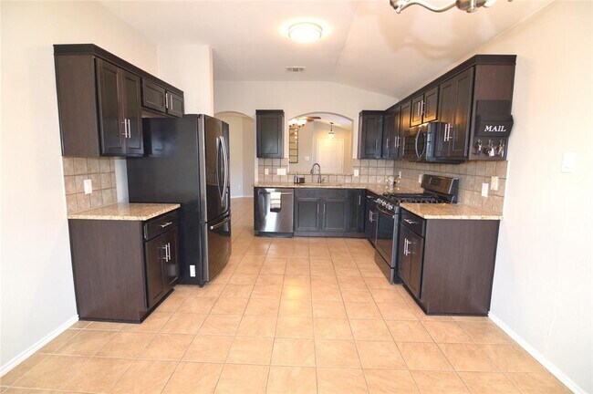 Building Photo - 2140 Pearson Way