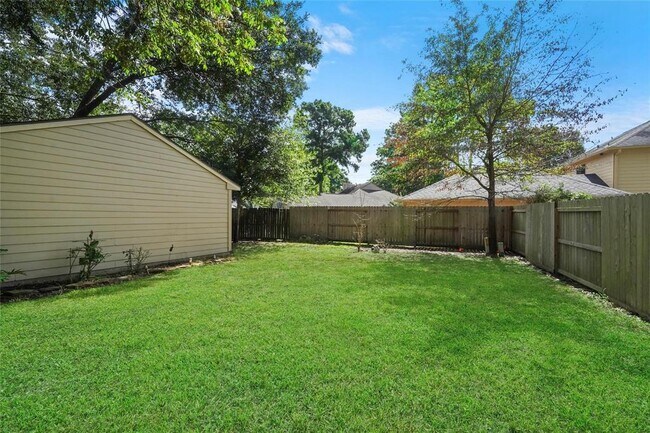 Building Photo - 4426 Echo Falls Dr