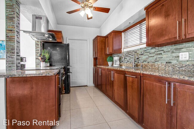 Building Photo - 3 br, 2 bath House - 10037 Kenworthy