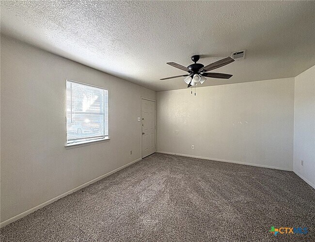 Building Photo - 207 Northern Dove Ln