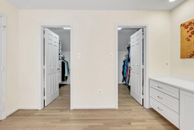 Building Photo - 8308 Comanche Ct