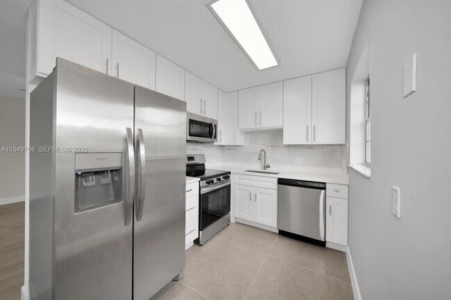 Building Photo - 100 Northampton E