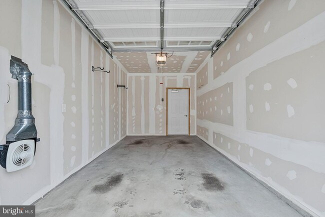 Building Photo - 24636 Woolly Mammoth Terrace