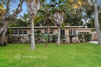 Building Photo - 1632 6th Ave N