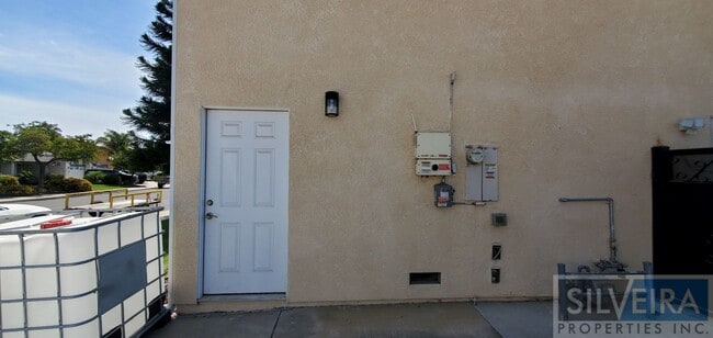 Primary Photo - *All Utilities Paid* Brand New ADU at 521 ...