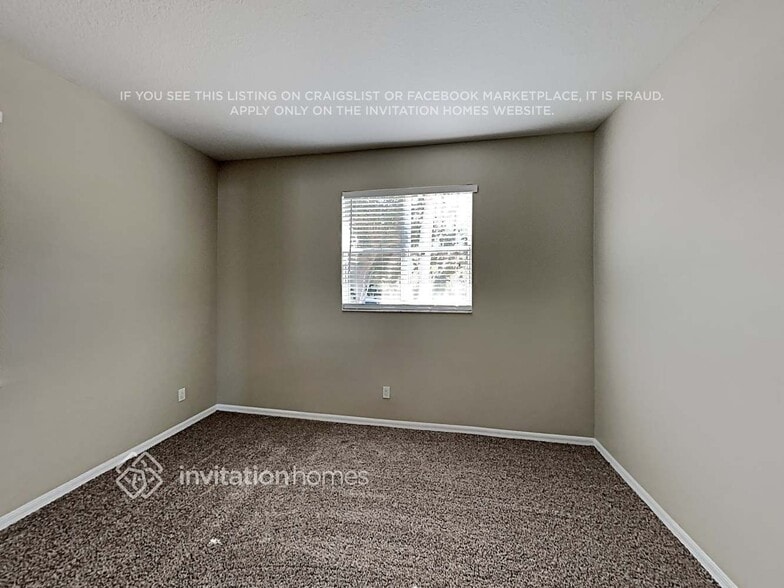 Building Photo - 6606 Colonial Lake Dr