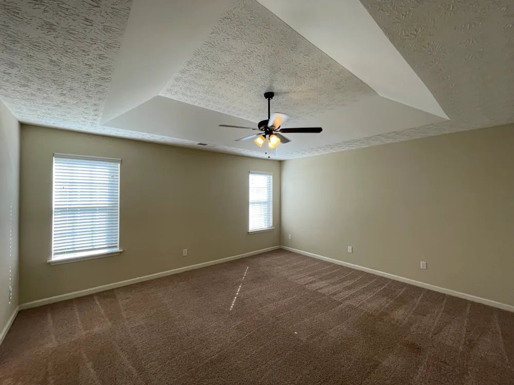 Building Photo - 2975 Hampton Valley Dr SE