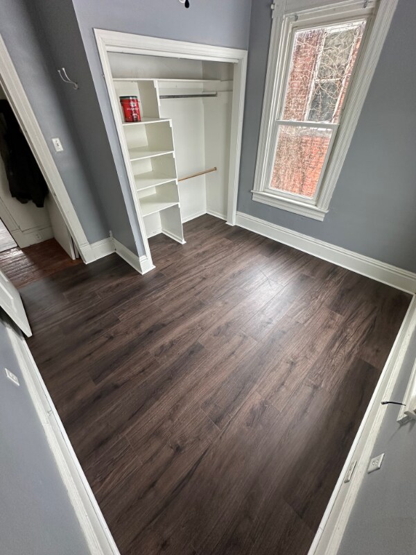 Building Photo - 102 S Main St