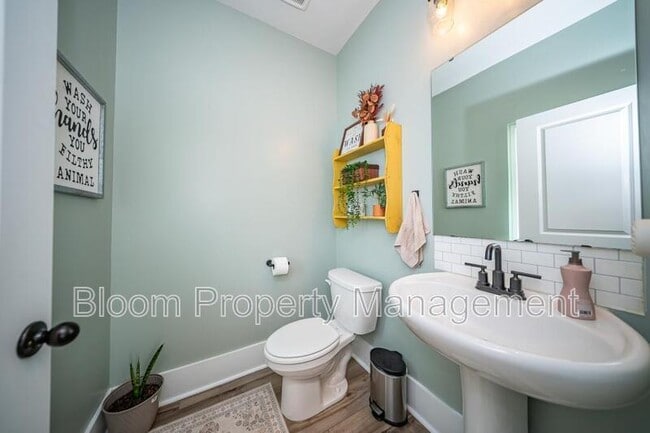 Building Photo - 5008 Cedar Brush Ct