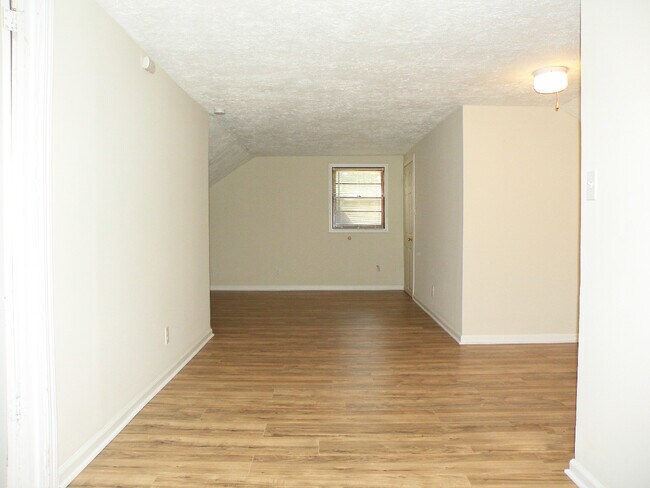 Building Photo - 3255 Euclid Heights Blvd