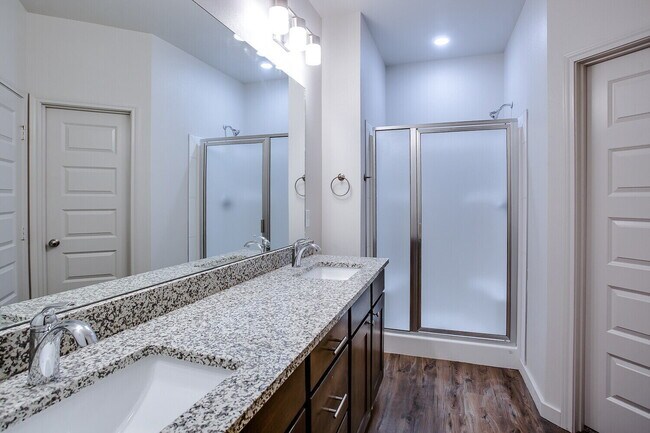 Building Photo - Beautiful Townhome Located South of Town Near Cooper Elementary