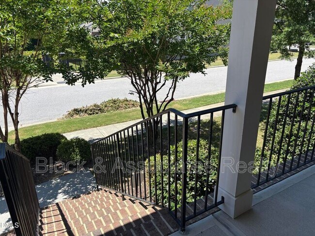 Building Photo - 1009 Magnolia Blossom Ln