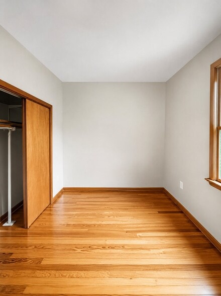 Building Photo - 474 Palisade Ave