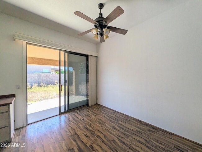 Building Photo - 5959 W Kimberly Way