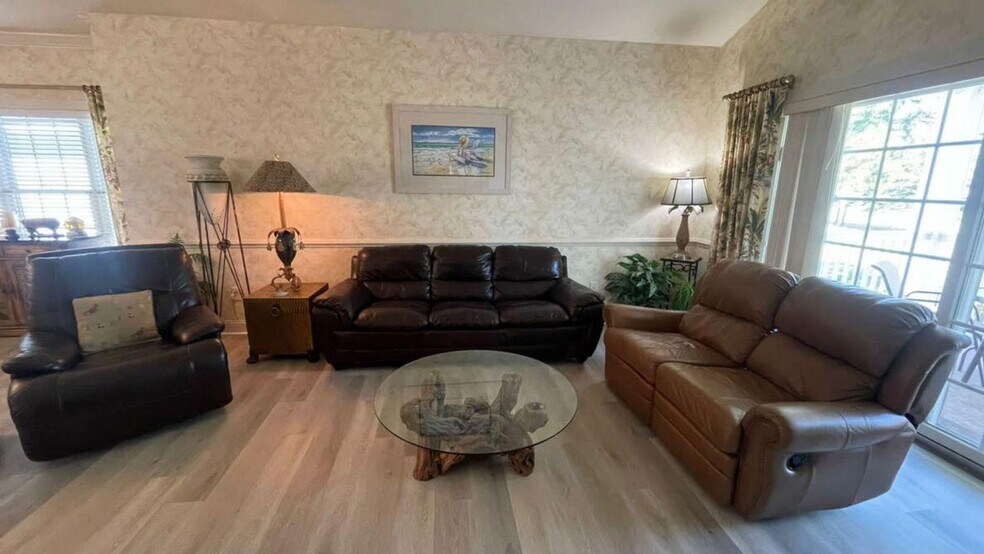 Building Photo - 4898 Magnolia Pointe Ln