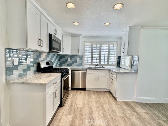 Building Photo - 22342 Estallens