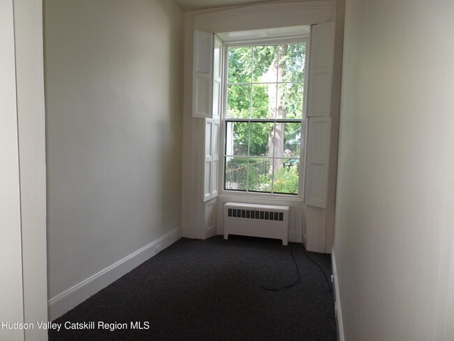 Building Photo - 549 NY-23B