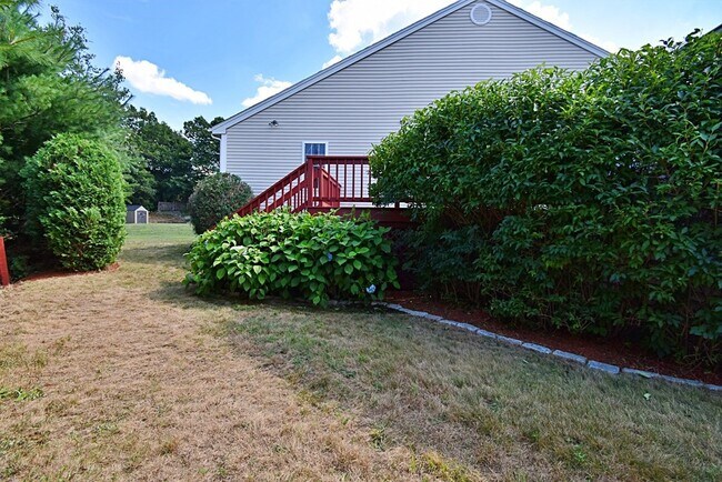 Building Photo - 19 Ptarmigan Dr